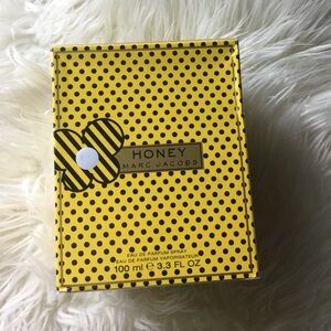 mac jacobs. HONEY eau de toilette 3.4 fl.oz